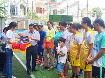 Giải bóng đá chào mừng kỷ niệm 132 năm ngày sinh của Chủ tịch Hồ Chí Minh_Hình 4.jpg