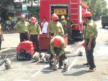 Huyện Tân Phú tổ chức Hội thao phòng cháy, chữa cháy_Hình 1.jpg