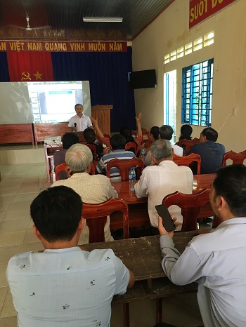 Xuân Lộc Tập huấn nông dân tham gia mô hình sản xuất hồ tiêu _hình 1.jpg