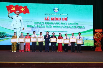 long trọng tổ chức lễ công bố huyện Xuân Lộc đạt chuẩn nông thôn mới nâng cao năm 2023_hình 5.jpg